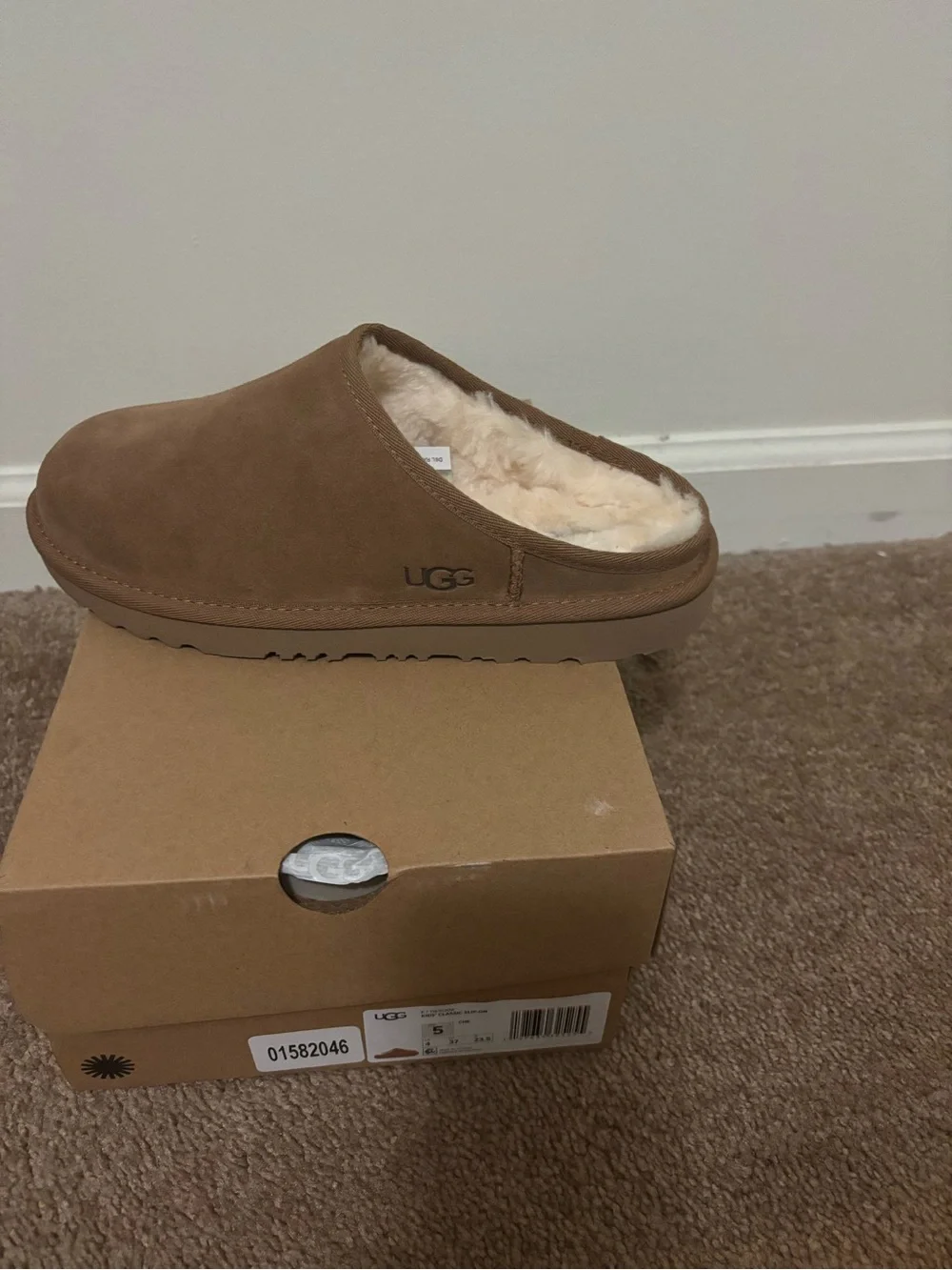 UGG Kids Classic Slip On
